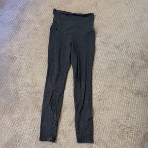 Splendid Gray Maternity Leggings